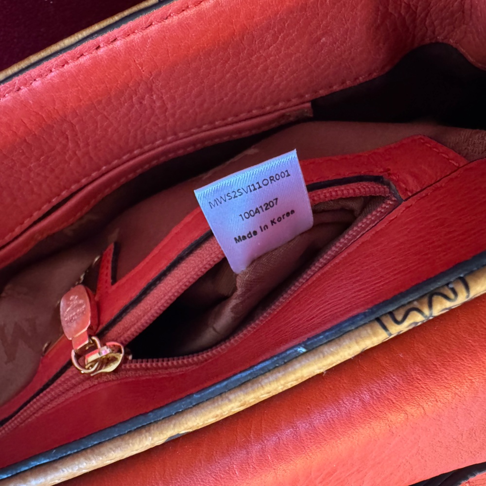 💯 Guaranteed Authentic MCM Top Handle / Crossbody Bag - Picture 15 of 16